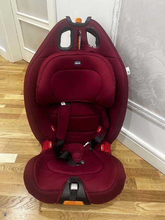 Автокрісло Chicco Gro-Up Red Passion 9-36 кг
