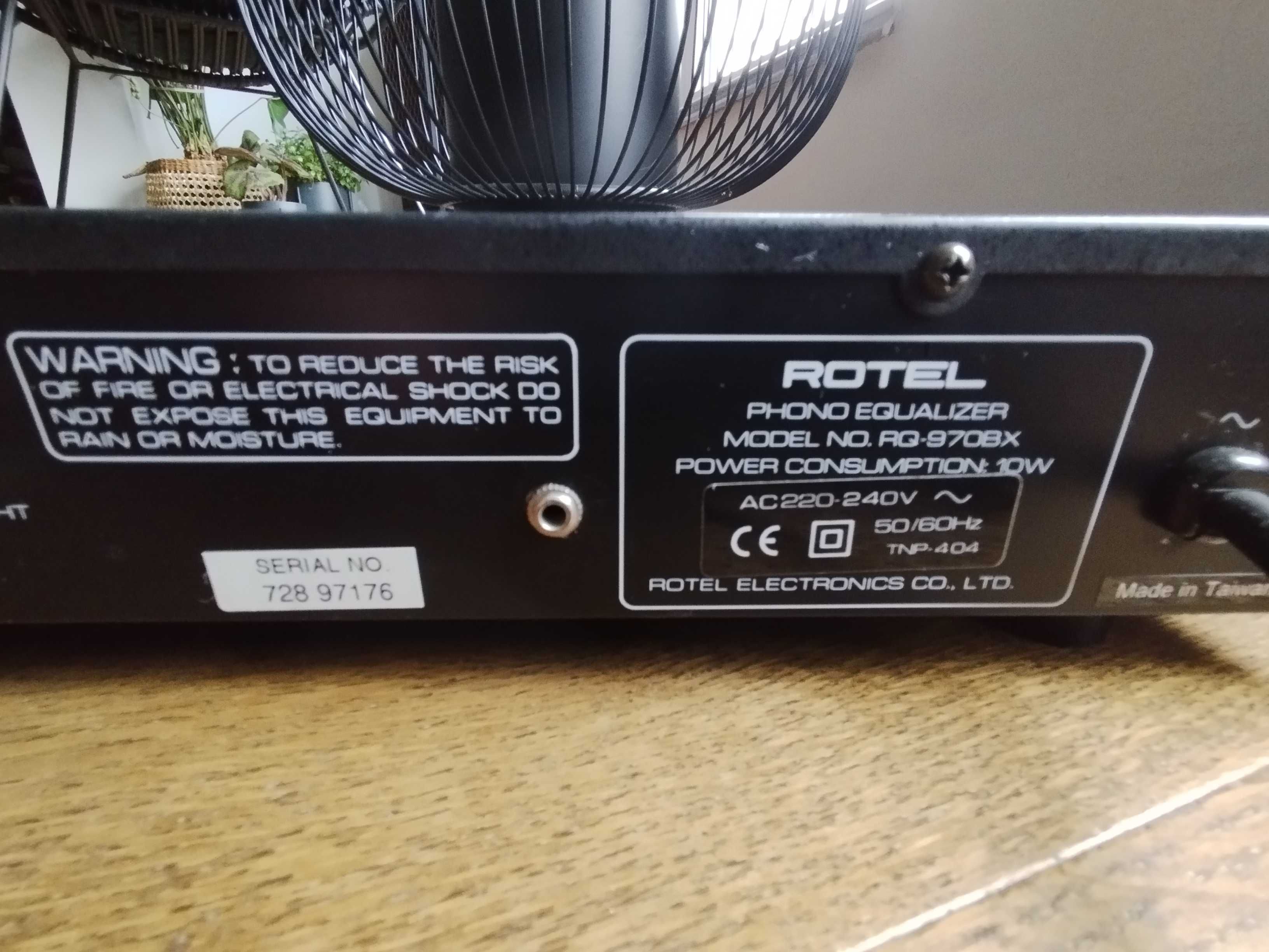 Przedwzmacniacz gramofonowy ROTEL RG-970BX