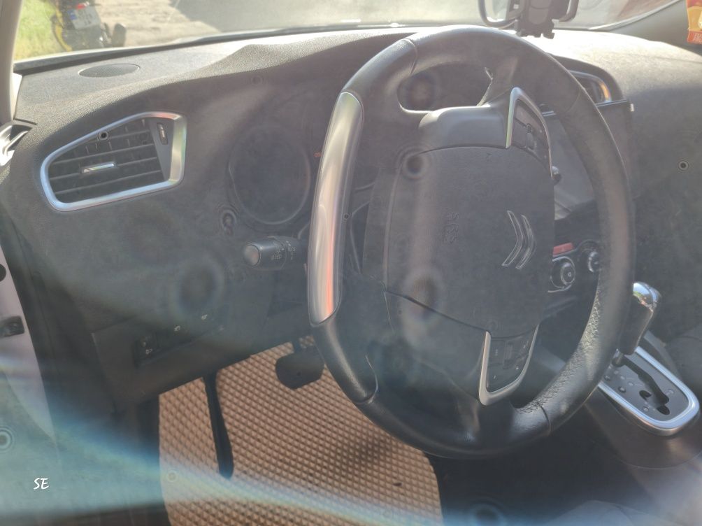 Продам Citroen c4 b2 2013