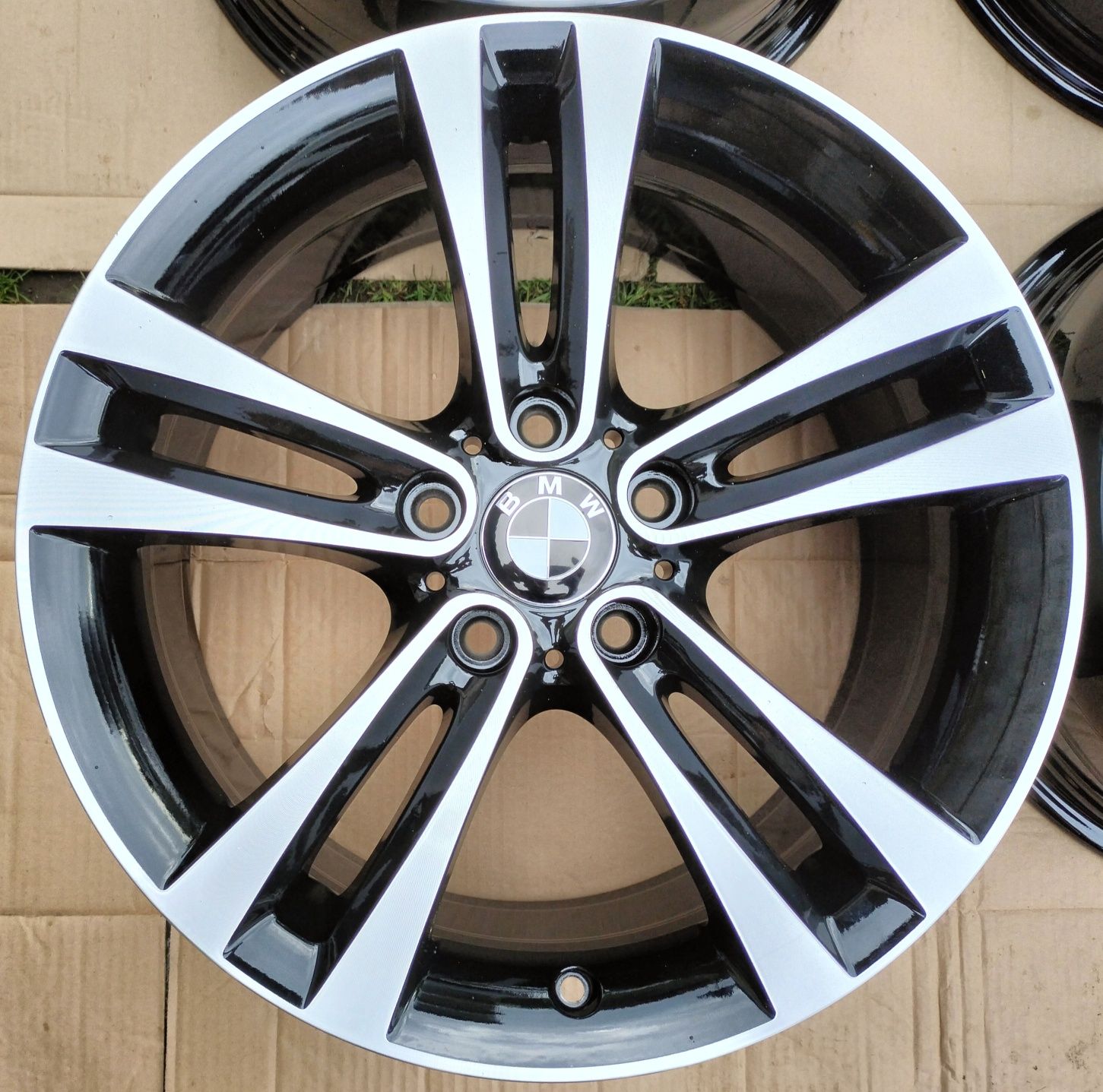 Felgi Oryginał Bmw F10 F11 F20 F30 F31 E90 E46 8Jx18 ET34 5x120