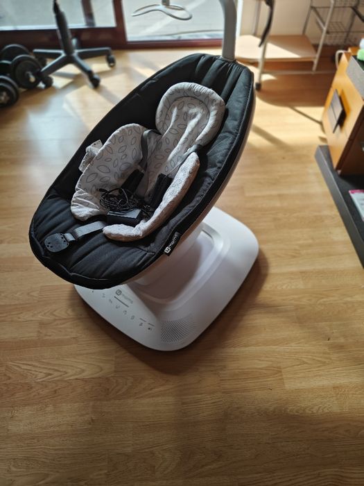 Ovo de bebê. Como novo.