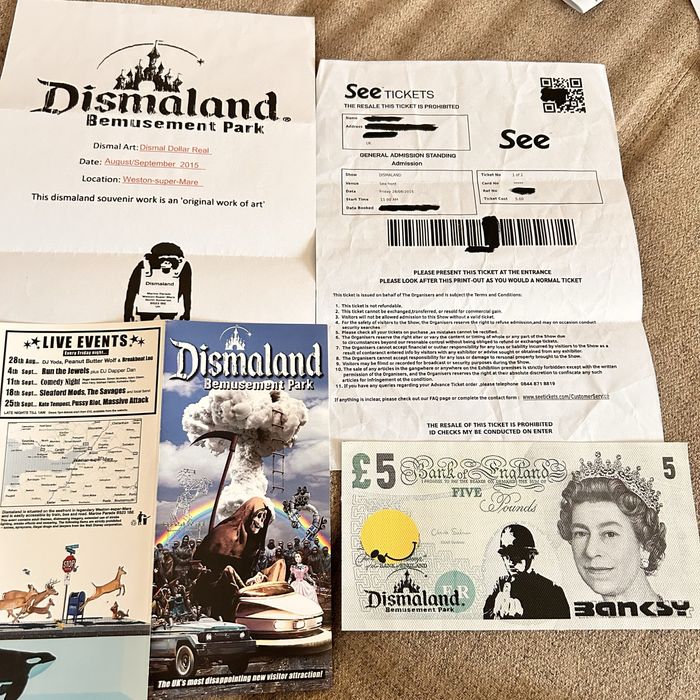 Five Pounds Banksy Dismaland