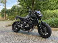 Yamaha MT09 black
