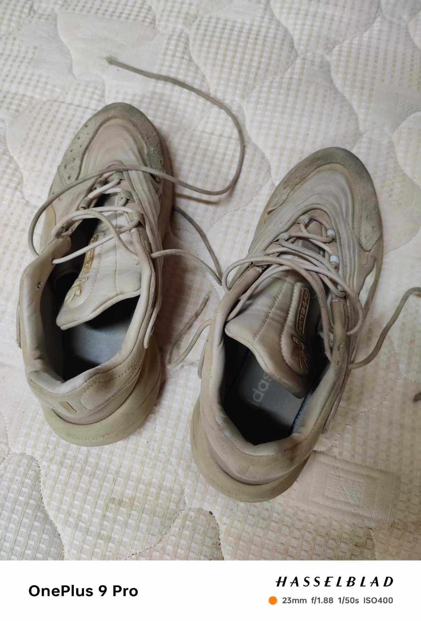 Tênis Adidas Ozelia tam. 42 em muito bom estado