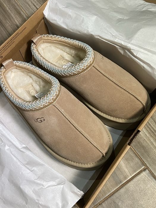 UGG на платформі