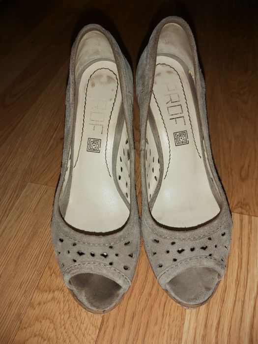 Sapatos bege PROF