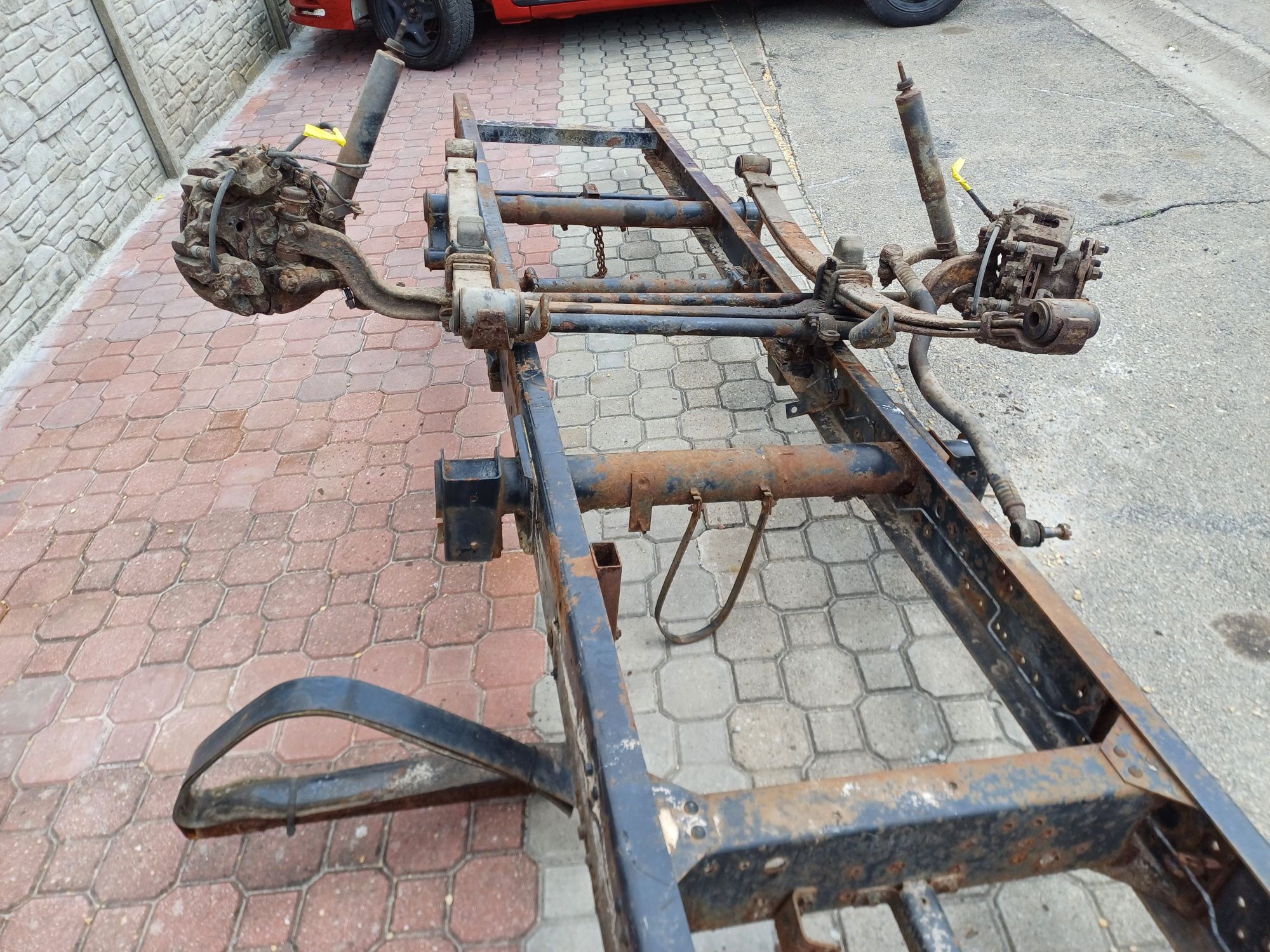Mitsubishi canter  rama 3c13 części