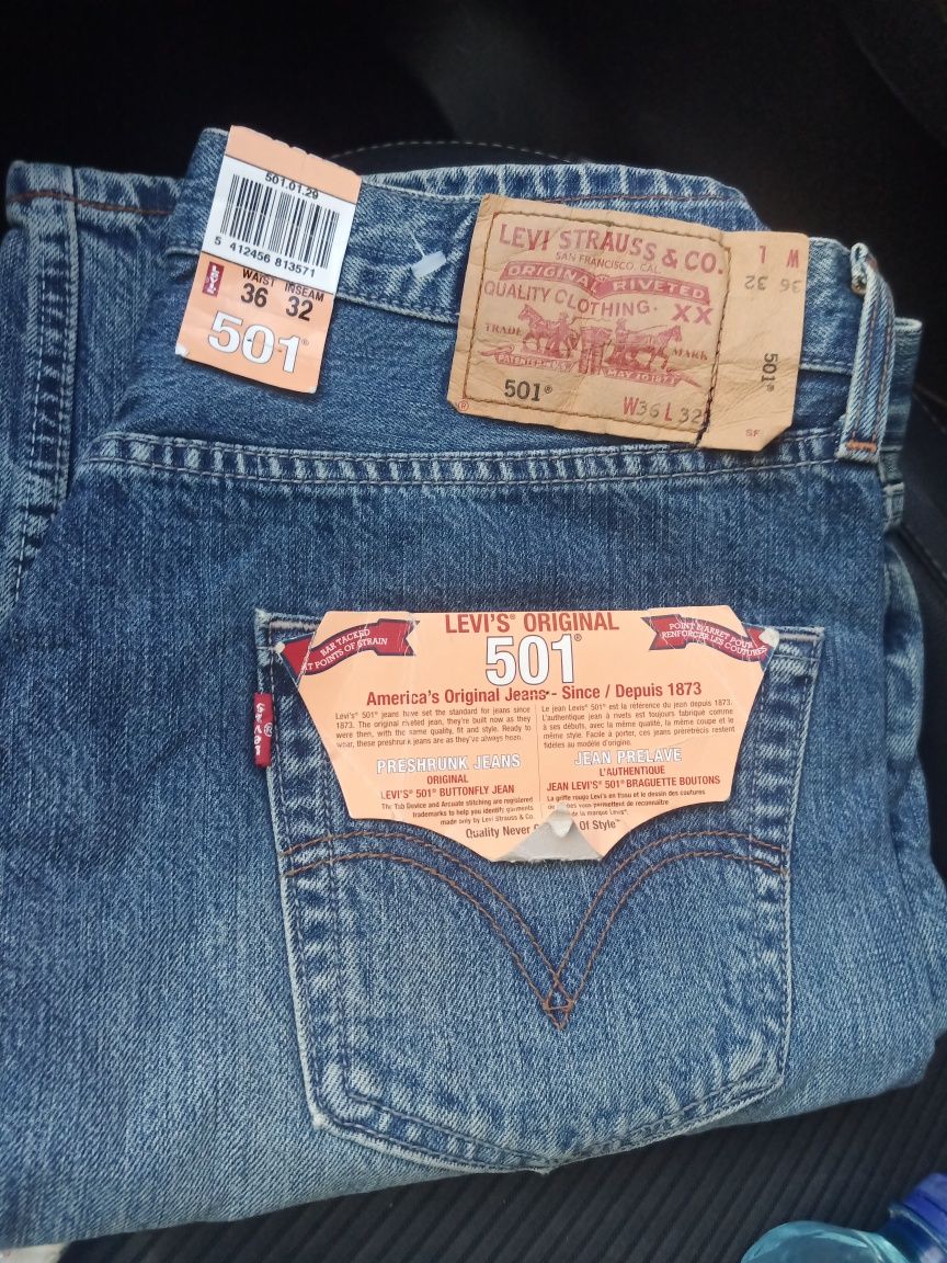 Джинсы мужские  Levi Strauss