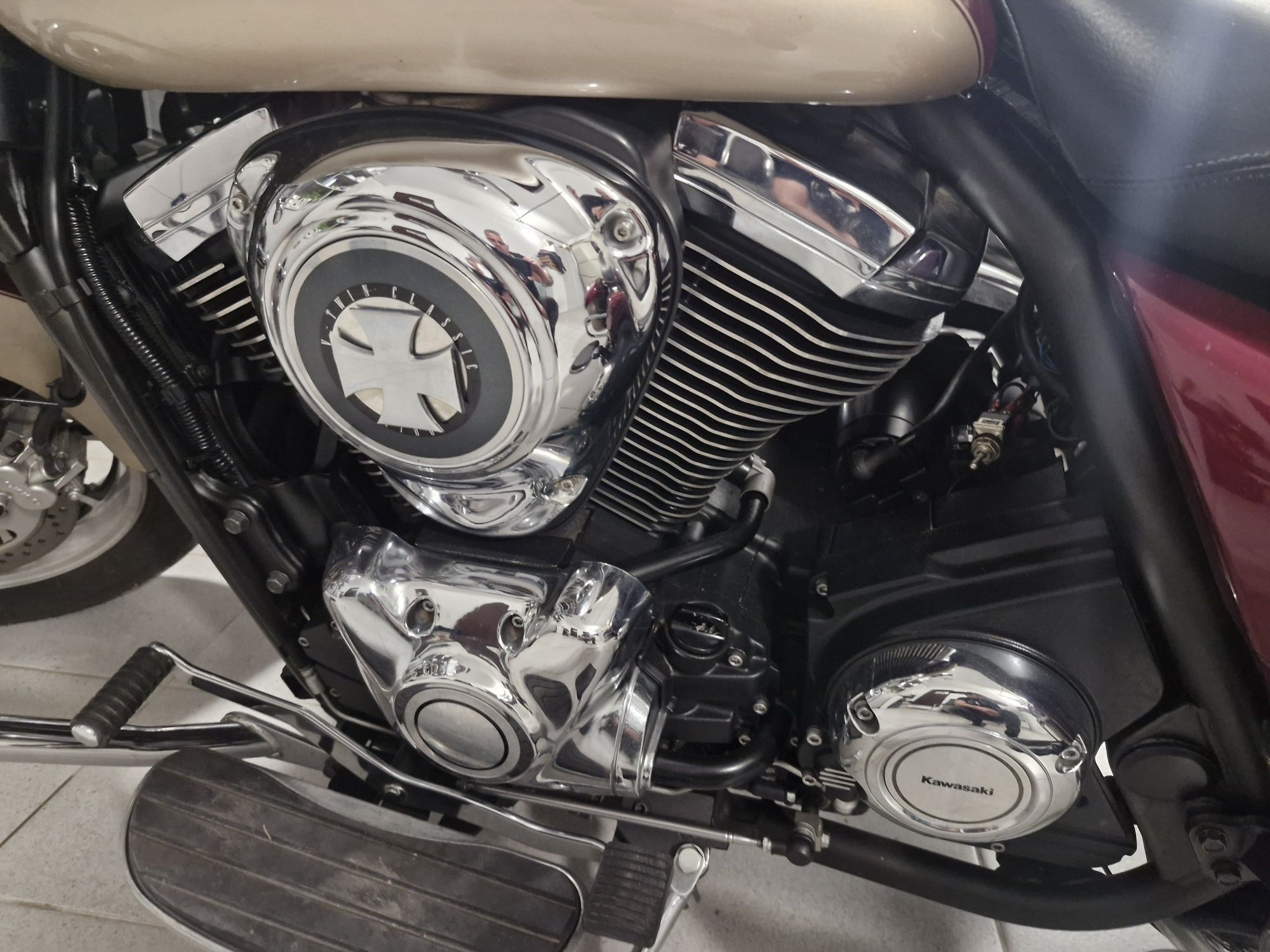 Kawasaki vulcan 1700 classic tourer