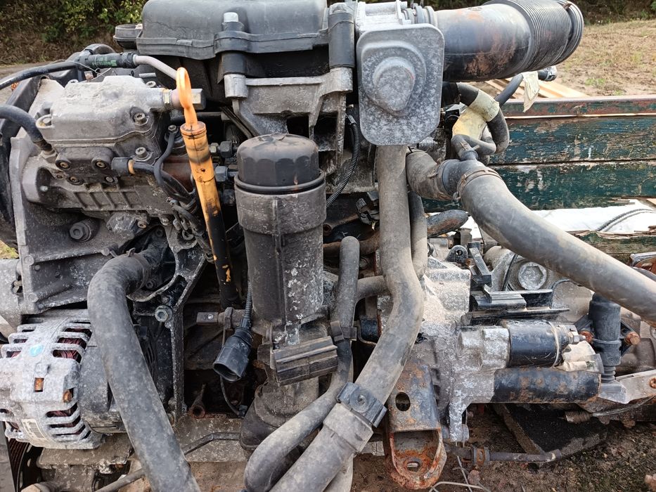Sprzedam silnik Audi Volkswagen Polo cady bus 1.9tdi skrzynia biegów