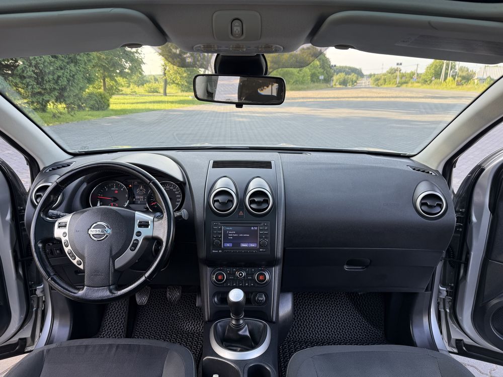 Nissan Qashqai +2. Свіжопригнаний, Розмитнений