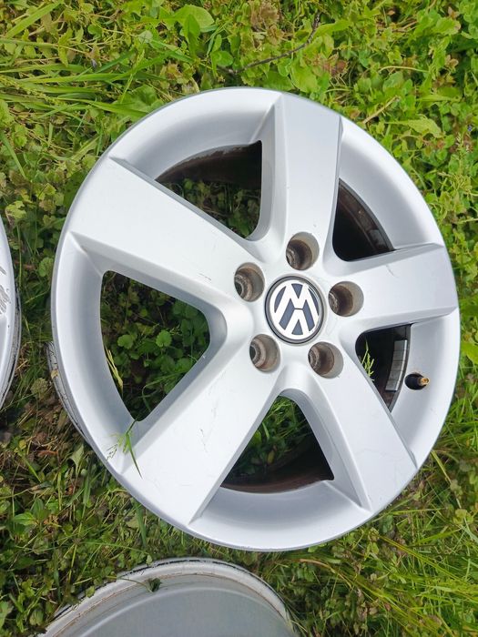 Sprzedam oryginalne alufelgi do VW 5x112 r16