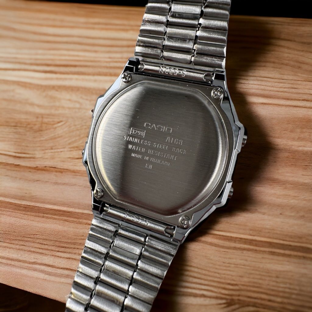 Продам часы Casio A 168 original