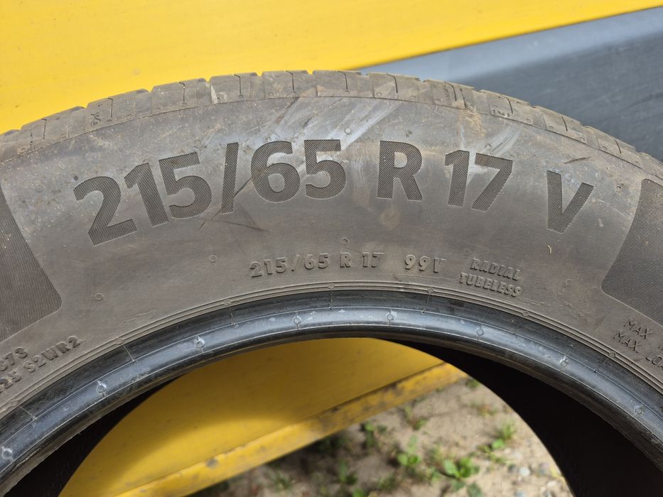 Opony Continental  215/65 R17