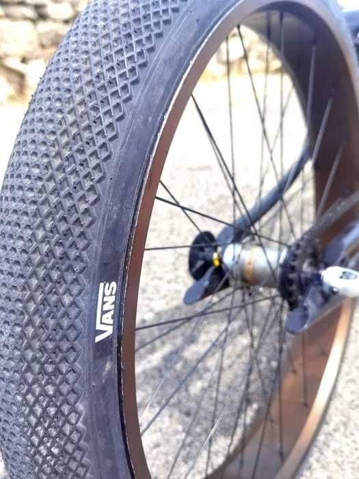 Bicicleta Chopper / Beach Cruiser, modelo único