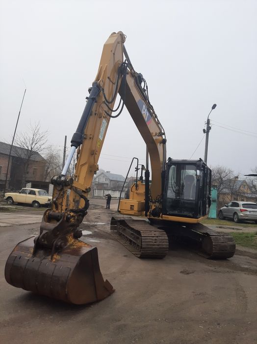 Гідромолот.Ямобур.Екскаватори 5-25тон..