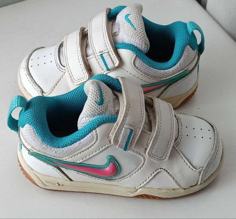 Дитячі original кросівки, кеди, мокасини бренду Nike Lykin 11 (США)22р