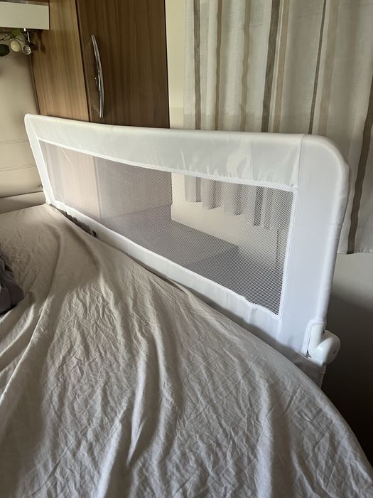 Barreira proteção cama bebé