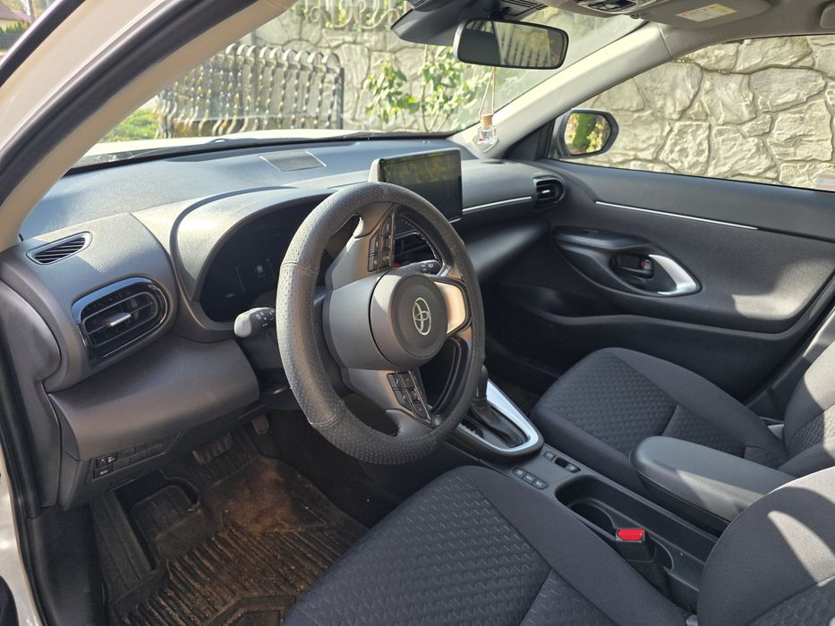 Toyota  Yaris Coross