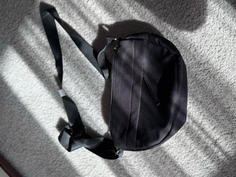 Torebka damska crossbody Sinsay czarna