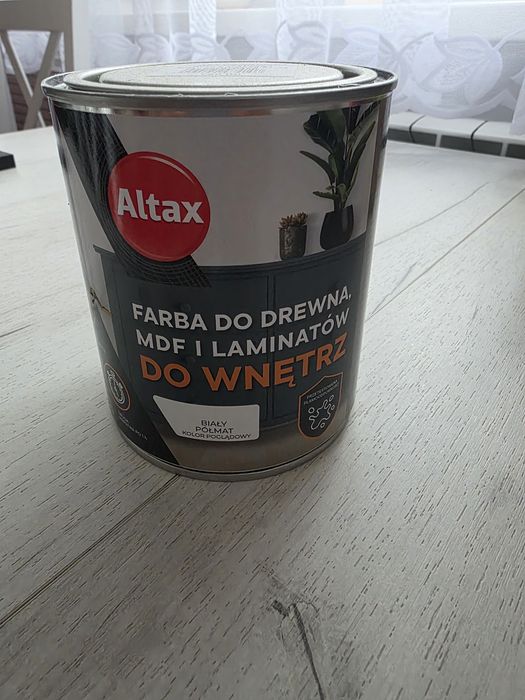 Farba biały półmat do wnętrz