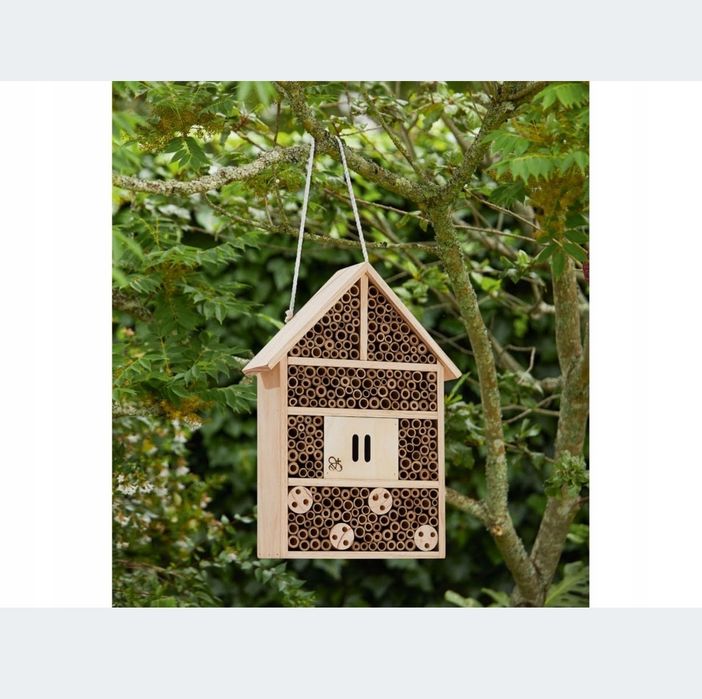 Budka domek dla Pszczół na jesień zimę