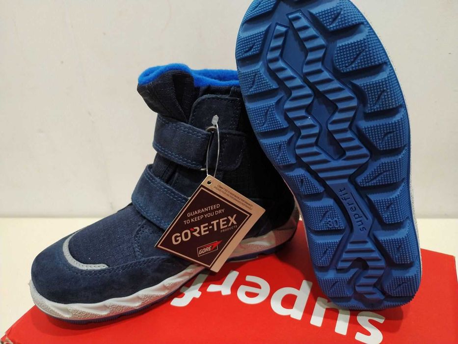 Новые зимние ботинки Superfit 30р, Gor-tex, на худенькую ножку.