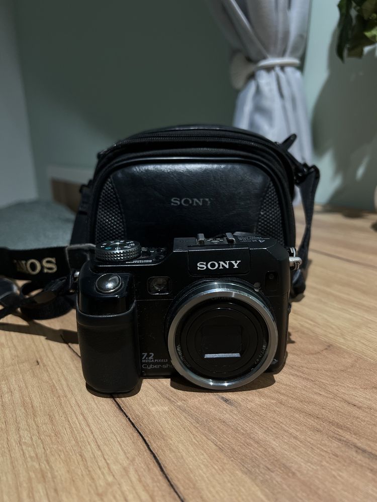 Sony 7.2 Mega Pixels Cyber-Shot