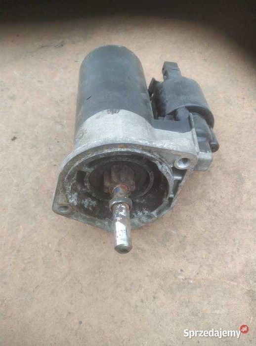 Rozrusznik Vw polo 1.6 55kw 1996 r.