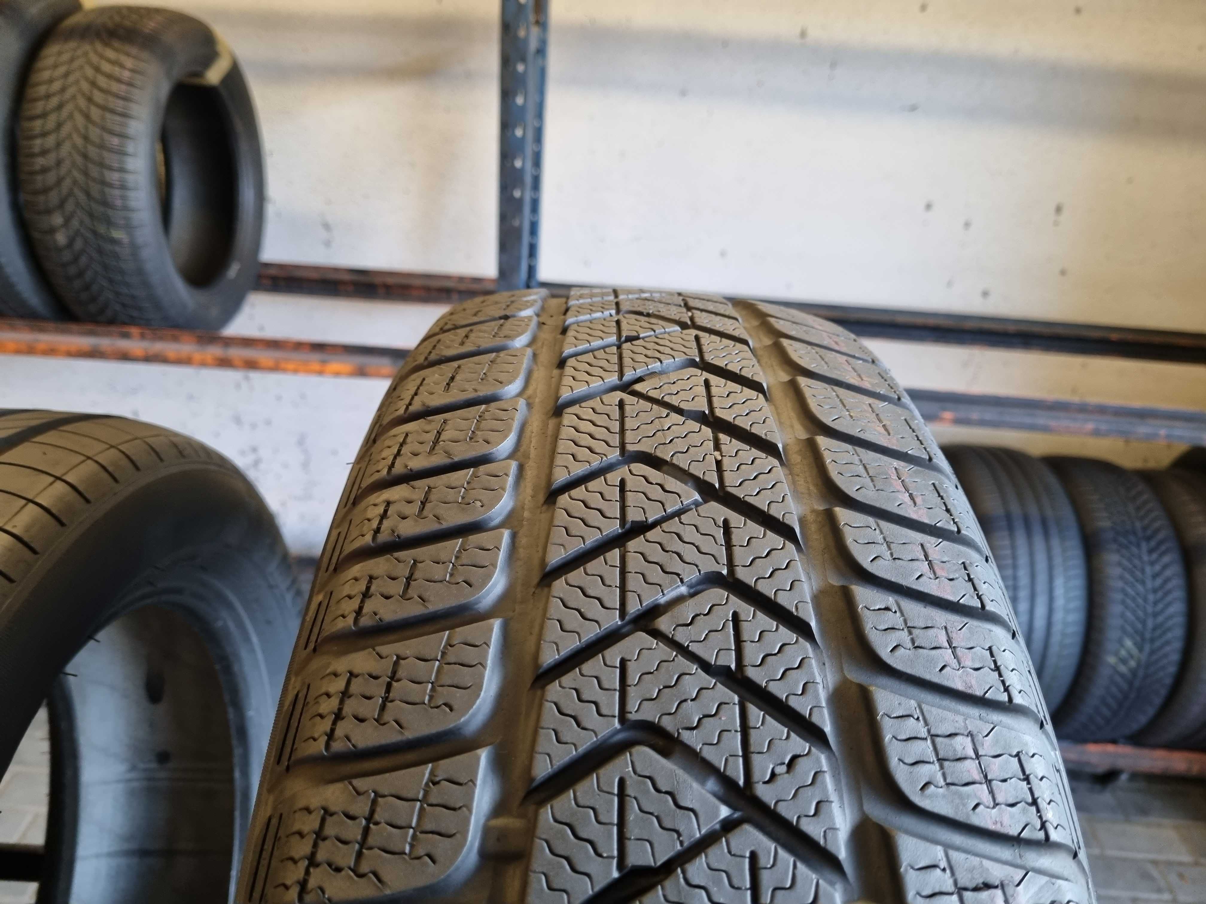 215/65/16 98H Pirelli Winter Sotto Zero 3 KS