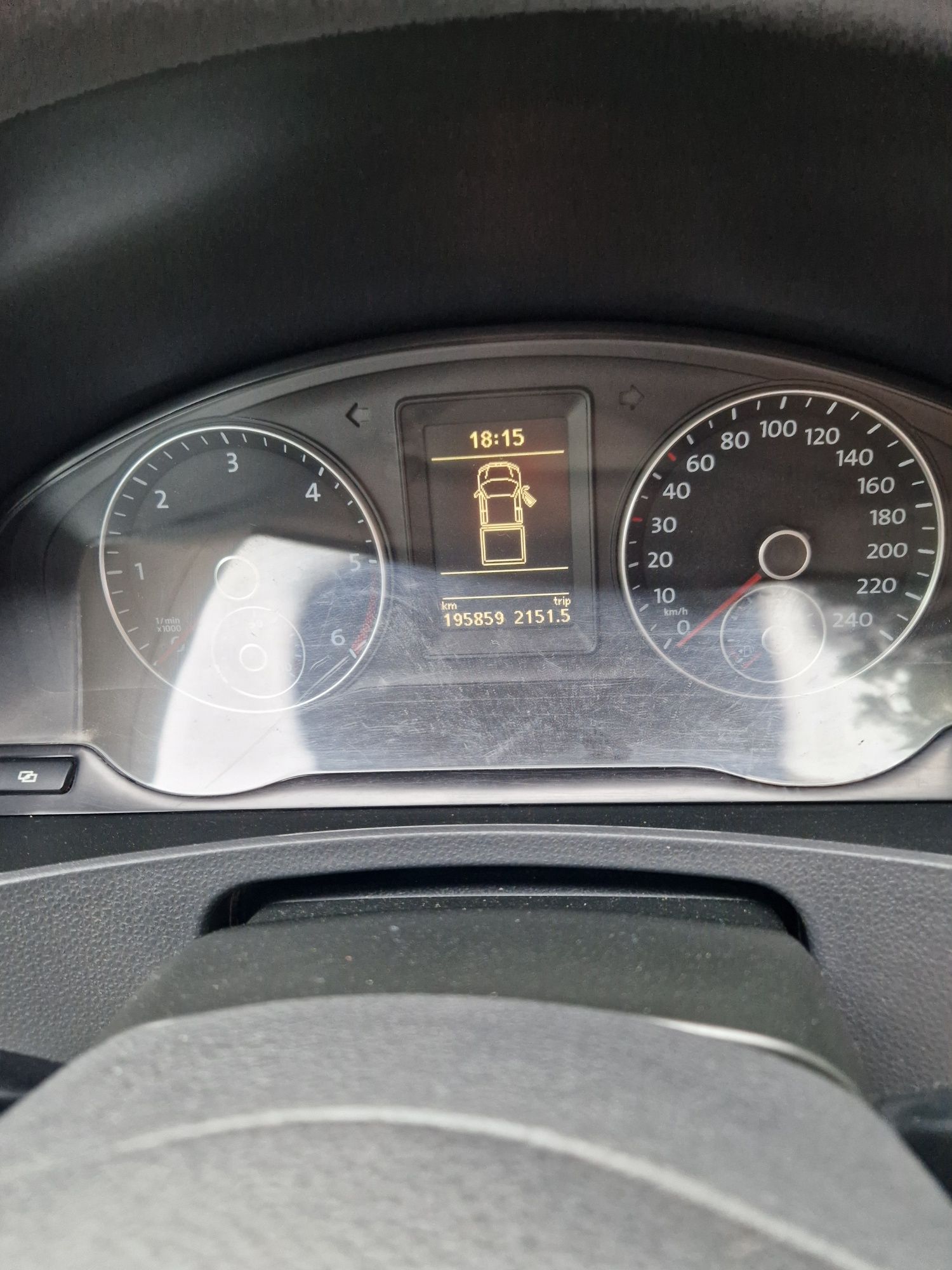 Volkswagen Transporter T6 doka brygadówka skrzyniowy 6 osobowy 2012