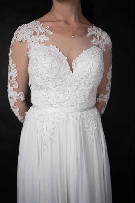 Piękna suknia ślubna