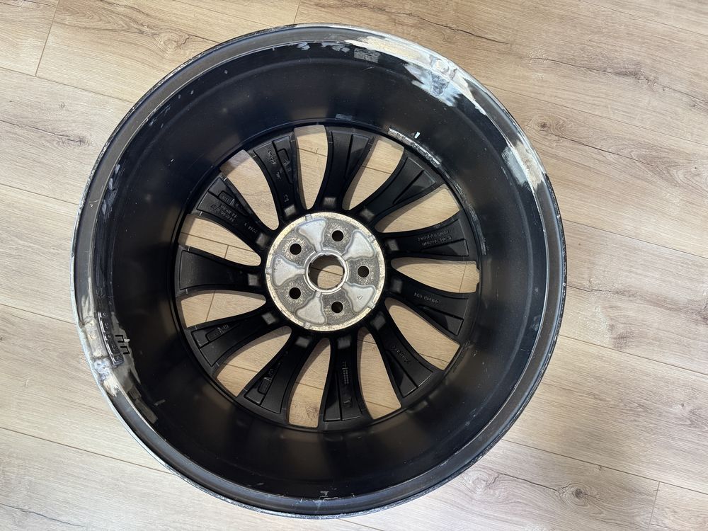 Диски Tesla Model Y Performance Uberturbine R21