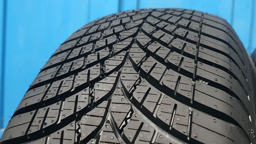 4 x 195/65 R15 Sprzedam opony całoroczne Goodyear ! Rok 2024