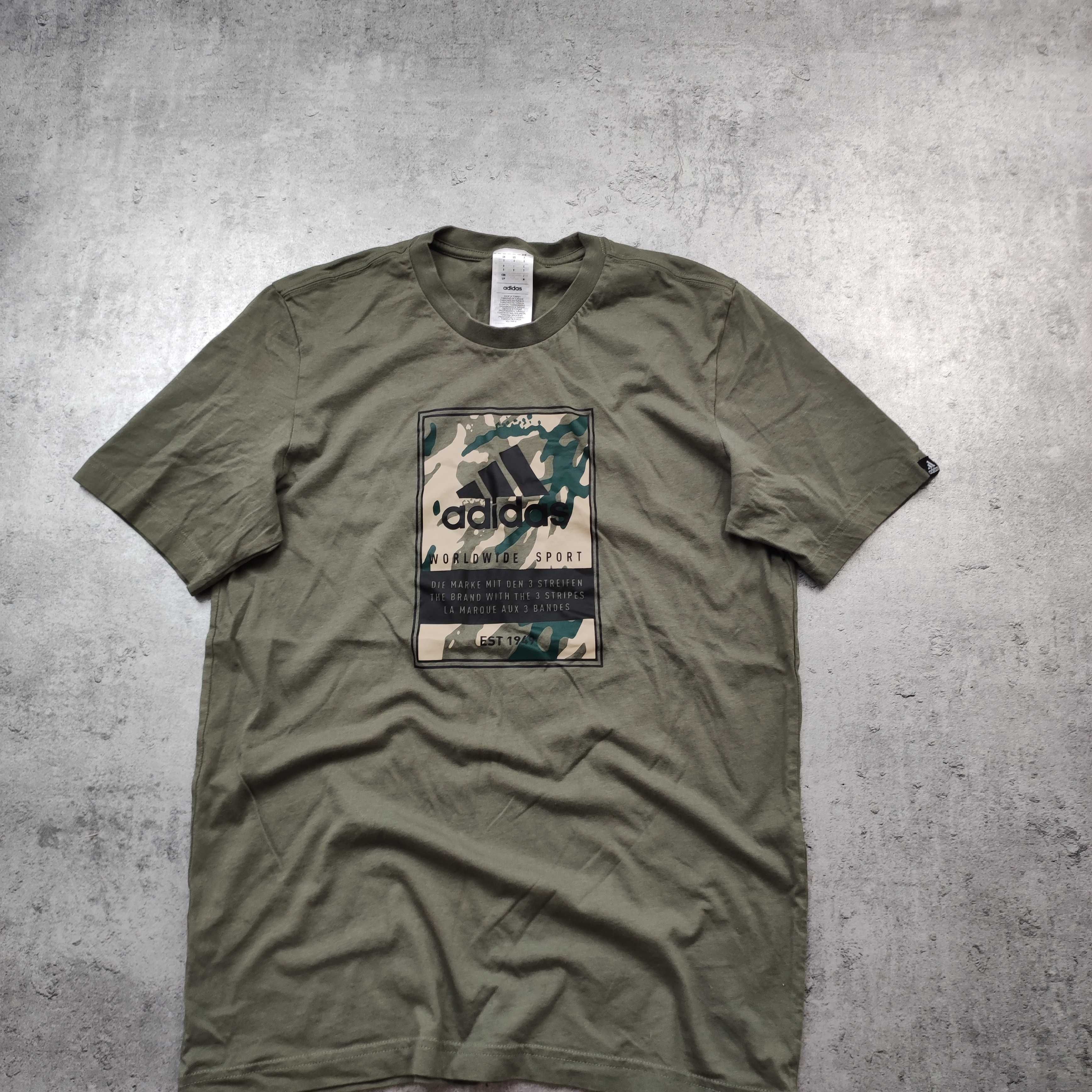 MĘSKA Bawełna Koszulka Oliwka Khaki Camo Nadruk Duże Logo Adidas