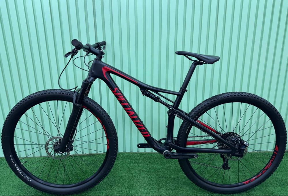 Акція Топовий карбоновий Двухпідвіс М 29 Specialized Epic Comp 2018
