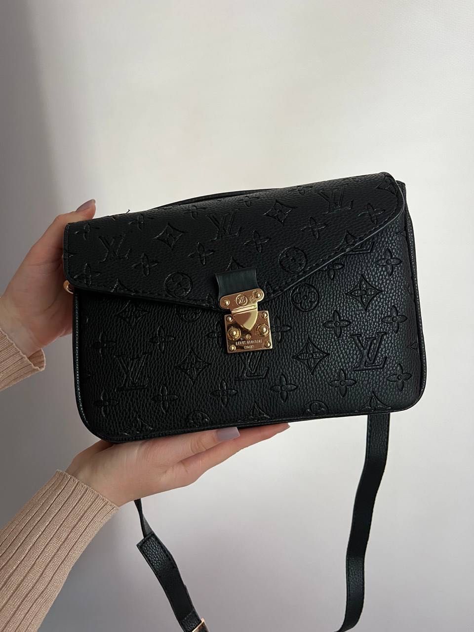 Сумочка нова від Louis Vuitton total (black)