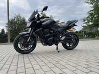 Kawasaki Z750.
