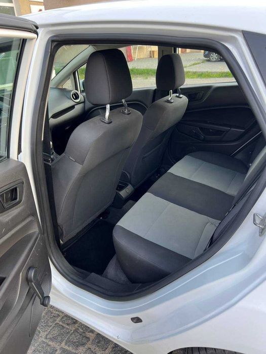 Ford Fiesta 2019 року, 1,6 л, газ-бензин