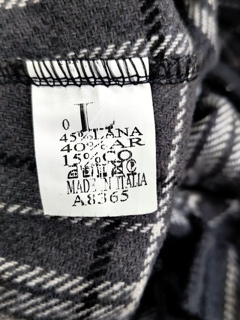 Krótkie spodenki szorty w kratę z dzianiny r. L