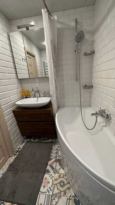 Харків. Продам 2 кімн. квартиру. Капітальний ремонт.