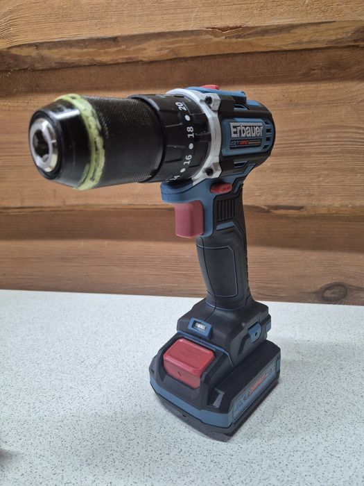 Erbauer Wkrętarka Udarowa 12V + Aku 3ah