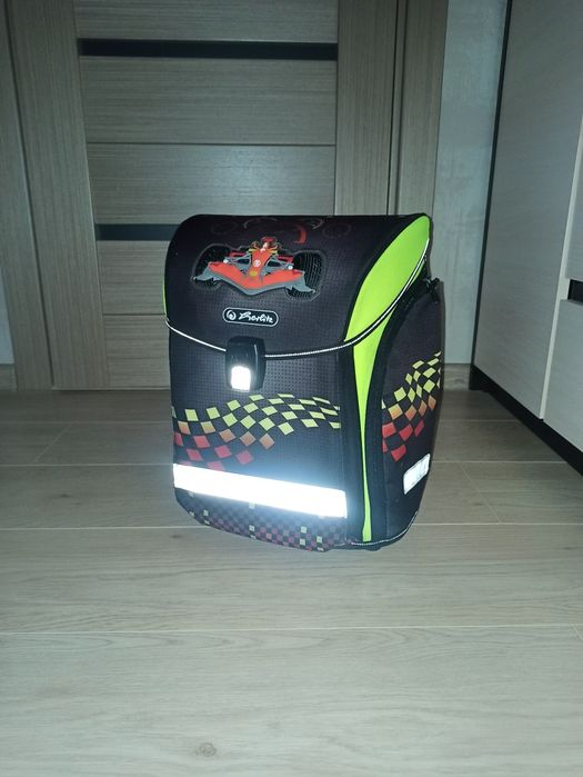 Супер рюкзак Herlitz Midi Formuła 1 для мальчика в отличном состоянии