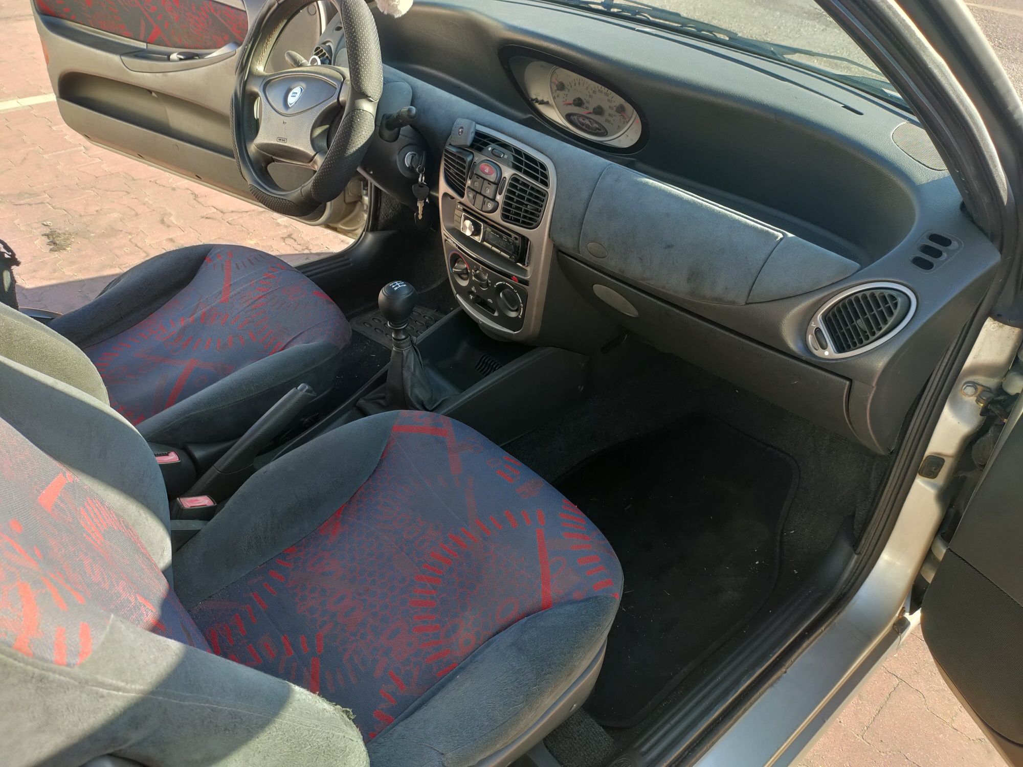Lancia Y 1.2 - Economico