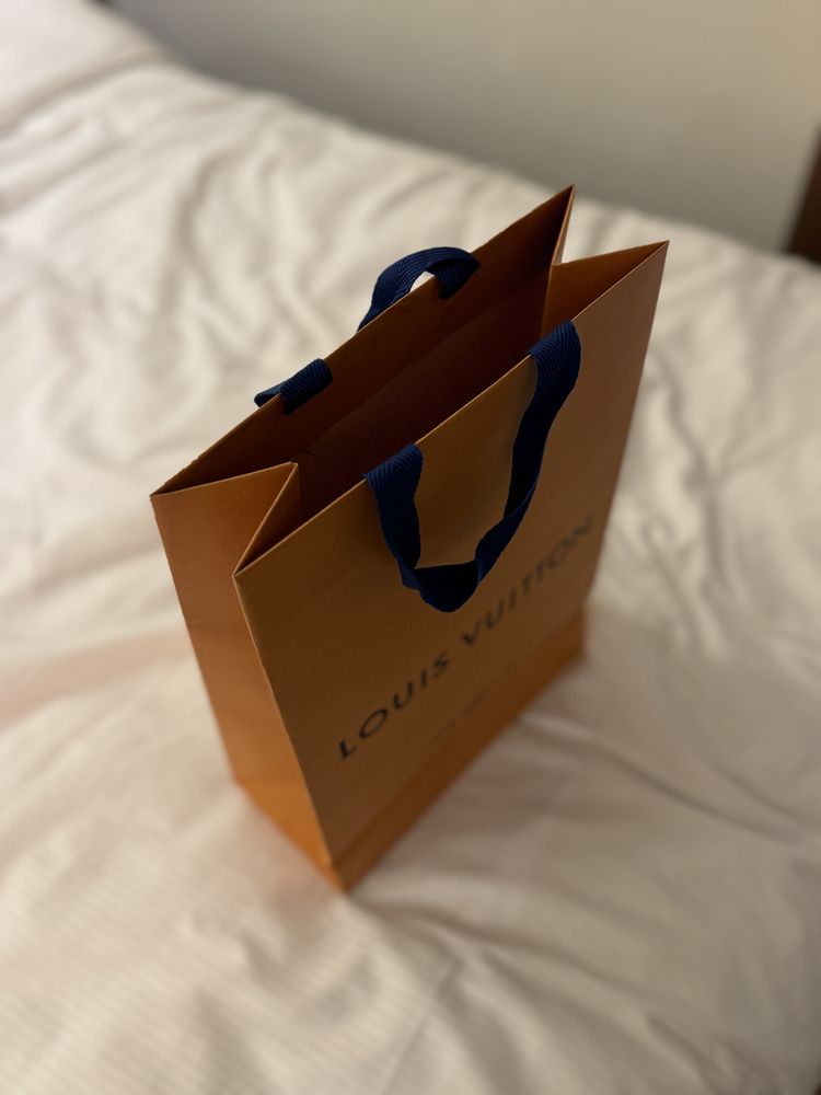 Оригінальний пакет Louis Vuitton