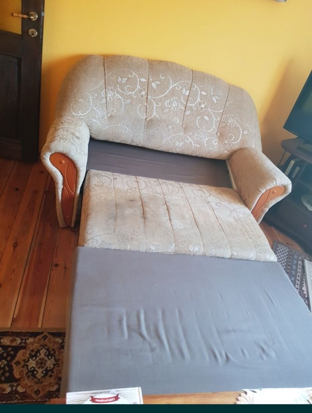 Sofa z funkcją spania plus 2 fotele