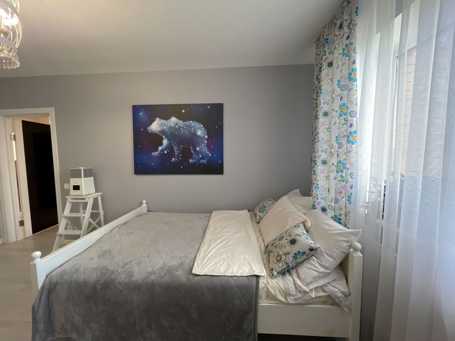 Будинок з дизайнерським ремонтом,ділянкою,продуманим плануванням.