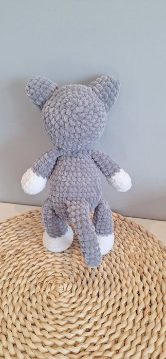 Pluszowa maskotka kotek