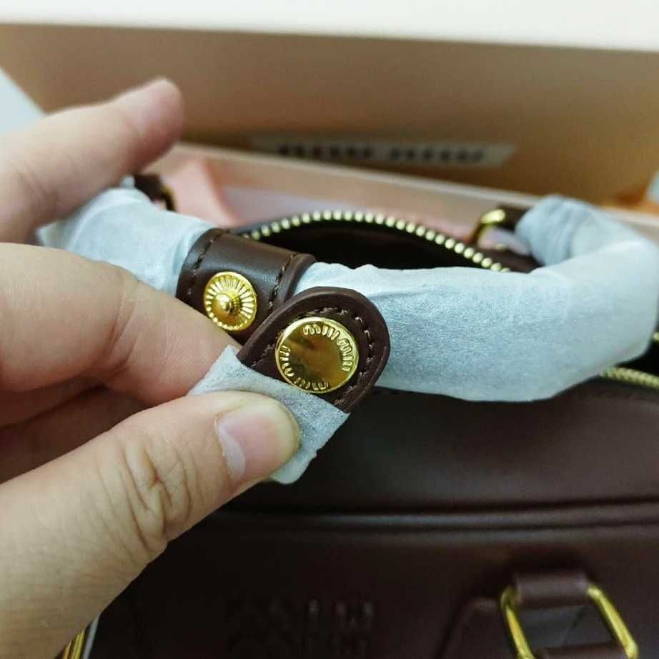 Miu Miu brązowa torba - nieruszony model kolekcjonerski!