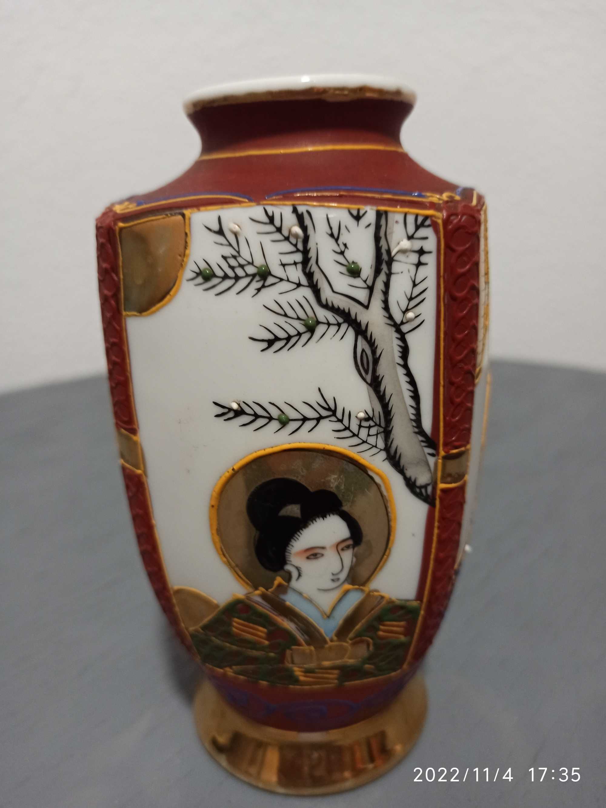 Porcelana japońska wazon sygnowana